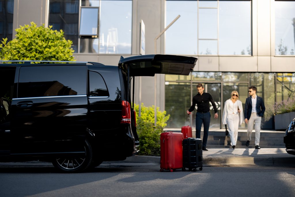 Mietwagen mit Chauffeur in Marokko: Reisen Sie entspannt und stilvoll